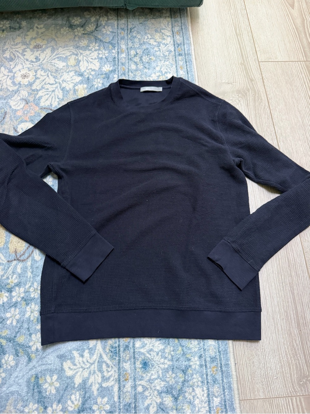 Vince Men’s Pima Cotton-Blend Thermal Long-Sleeve Pullover Cozy Layer Waffle - Picture 2 of 4